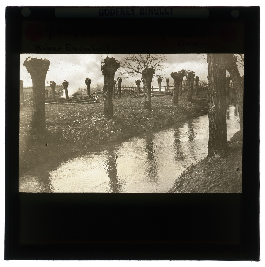 ShiptonunderWychwood, River Evenlode Digital Library