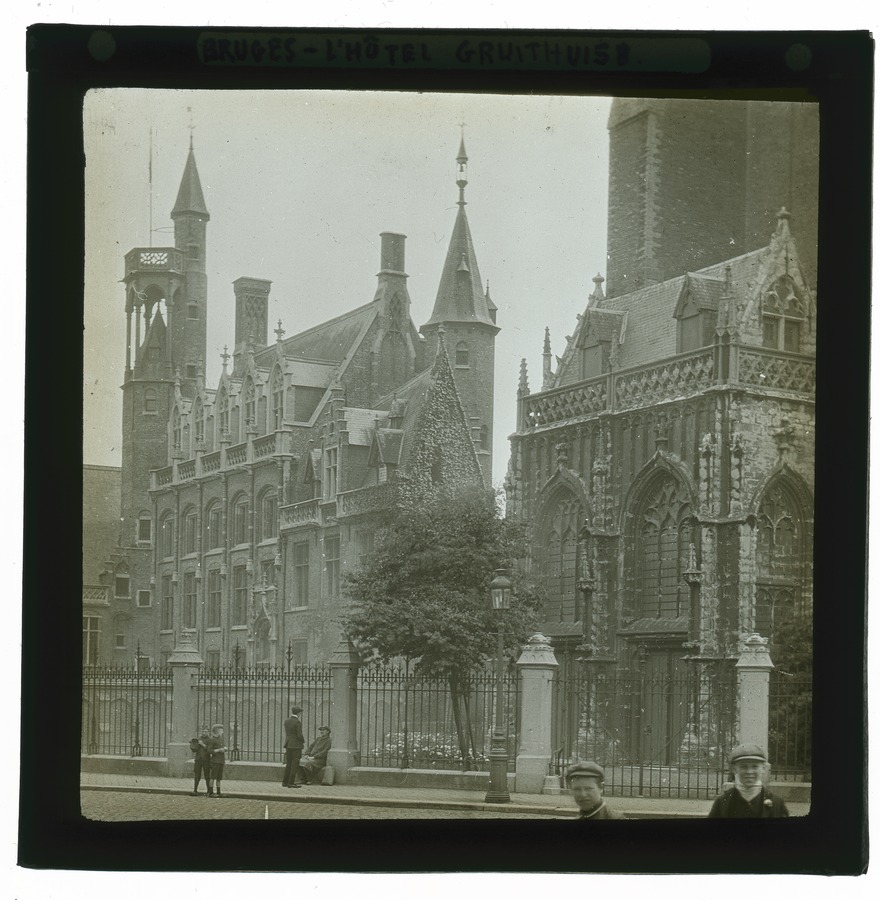 Bruges, l'hotel Gruithuis Image credit Leeds University Library