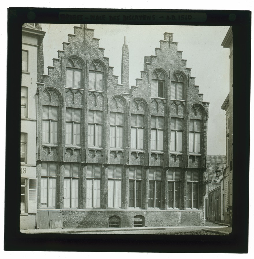 Place des Biscatens, A.D 1510 Image credit Leeds University Library