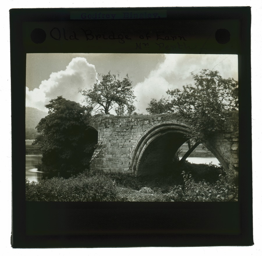 Old Bridge of Earn Nr [near] Perth [remaining arches demolished in 1976] Image credit Leeds University Library