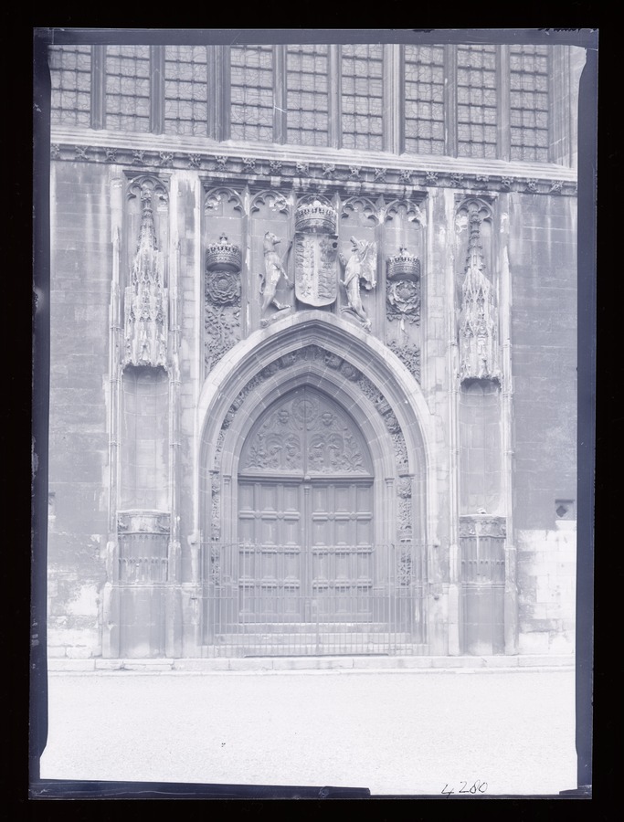 Cambridge, Kings College Chapel, W. Door Image credit Leeds University Library