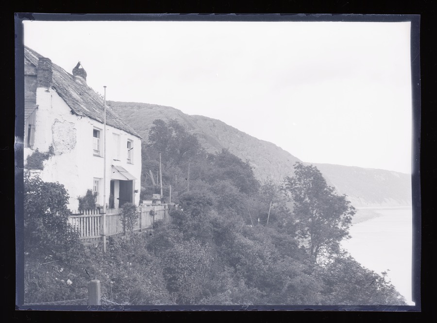 [Clovelly, Cottage] Image credit Leeds University Library