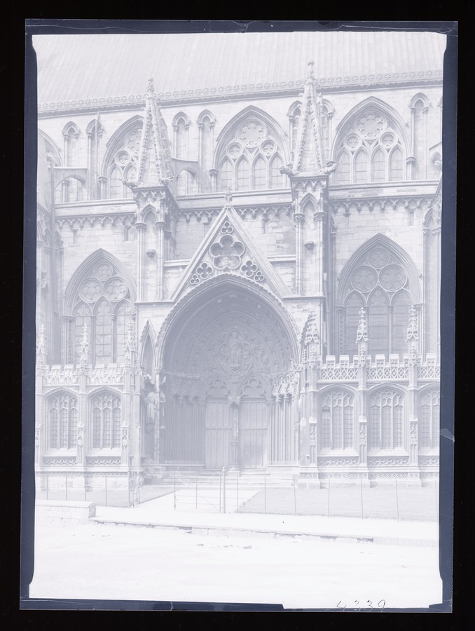 Lincoln Cathedral, S.E door Image credit Leeds University Library