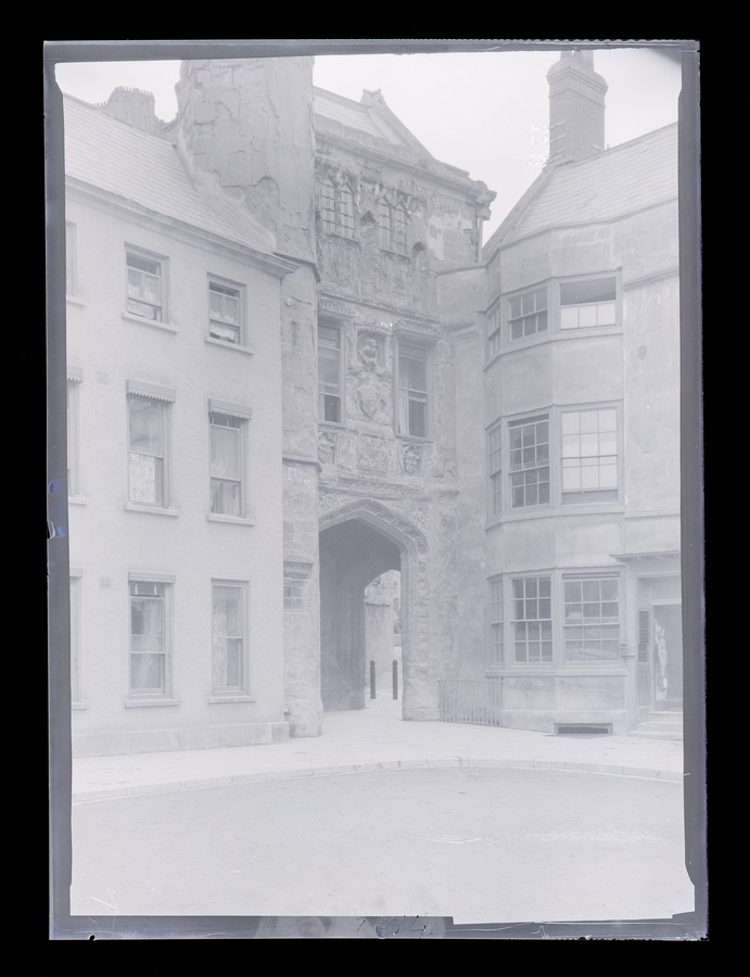 Wells, Gateway Bishop's Palace Image credit Leeds University Library
