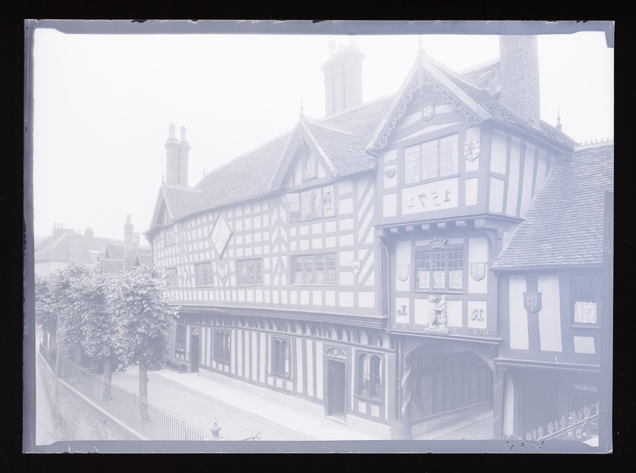 Warwick [Lord Leycester Hospital] Image credit Leeds University Library