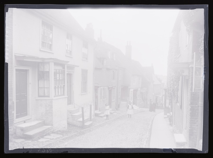Rye, street Image credit Leeds University Library