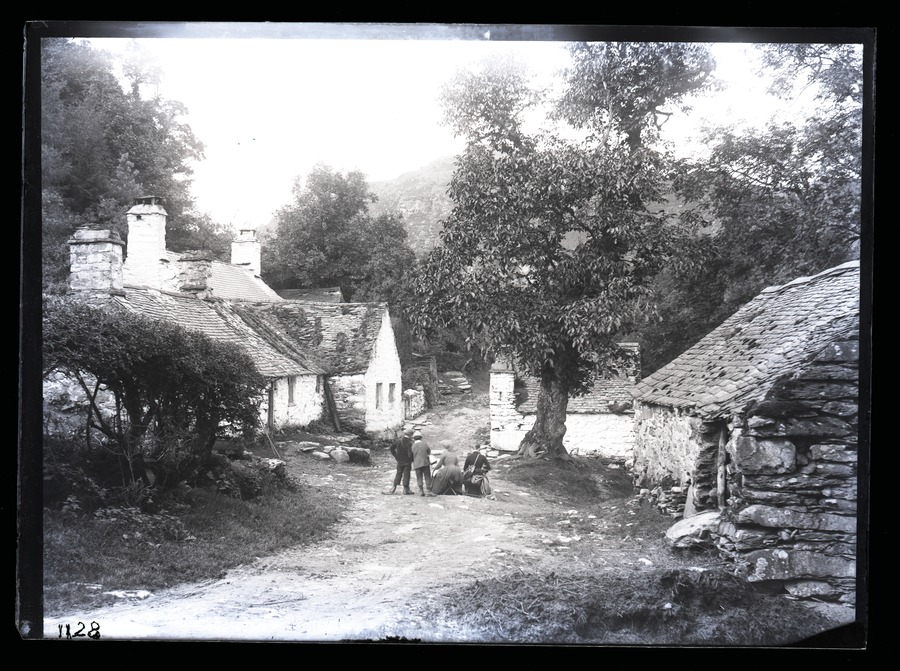Bettws-y-coed [Betws-y-Coed], Pandy Mill & Cottages 