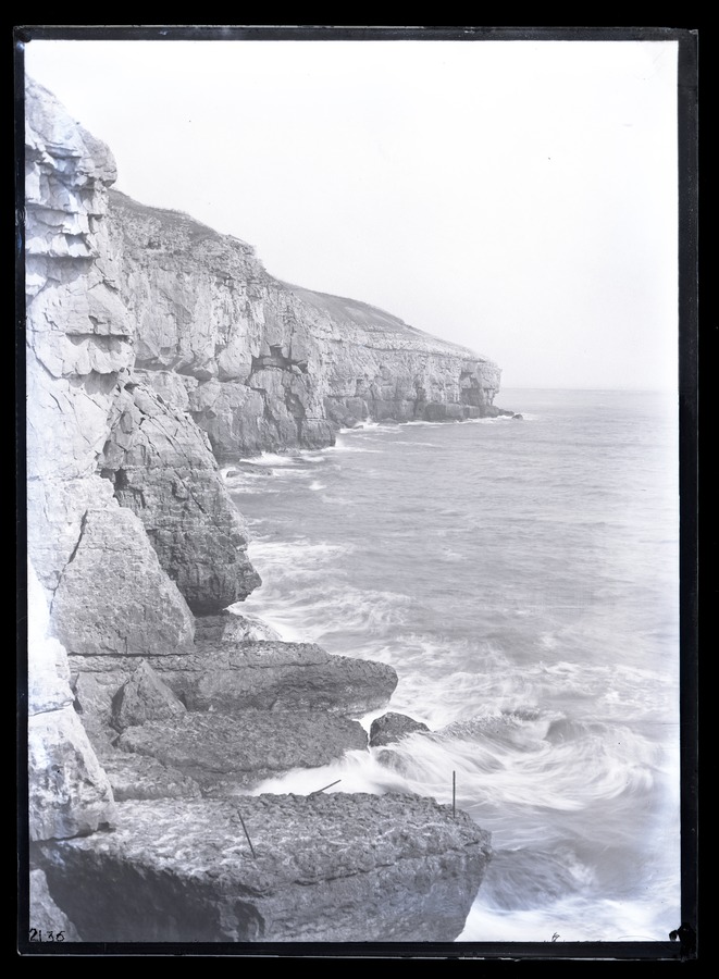 Swanage, Cliffs East from Tilly Weir 