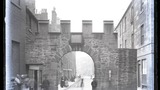 Dundee, Gate [the Wishart Arch]