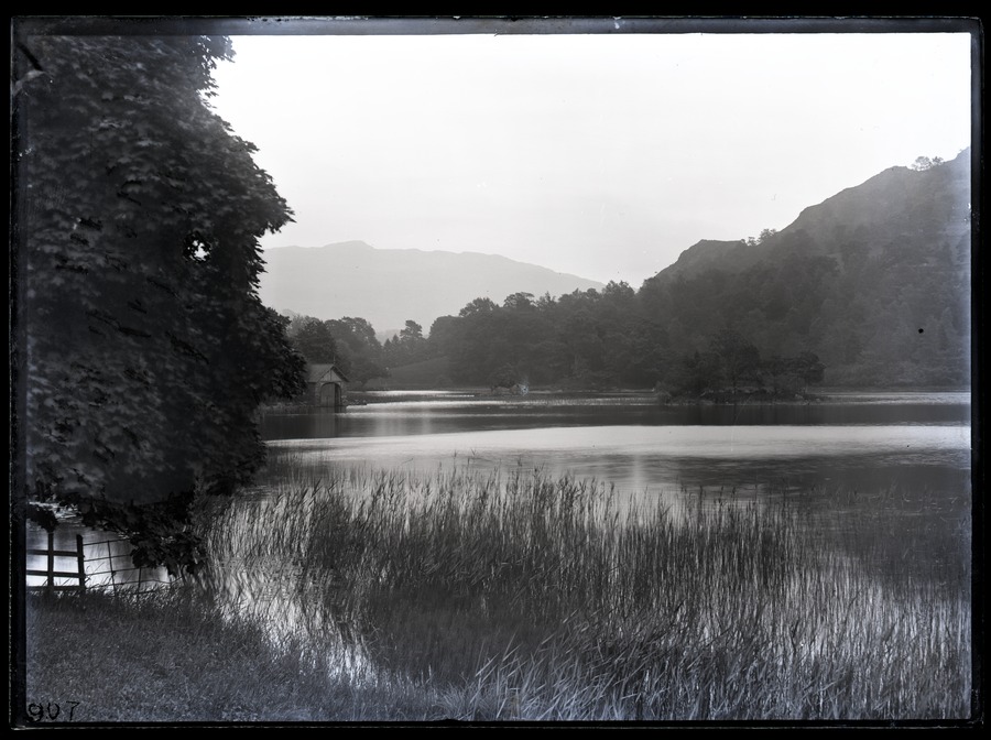 Rydal Water from road to village 