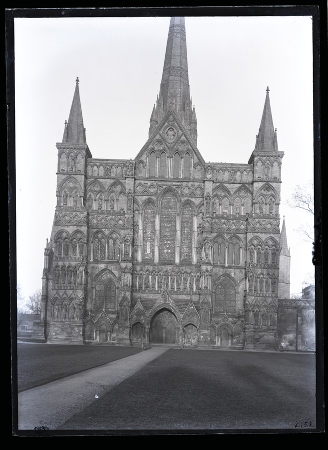 Salisbury, West front 