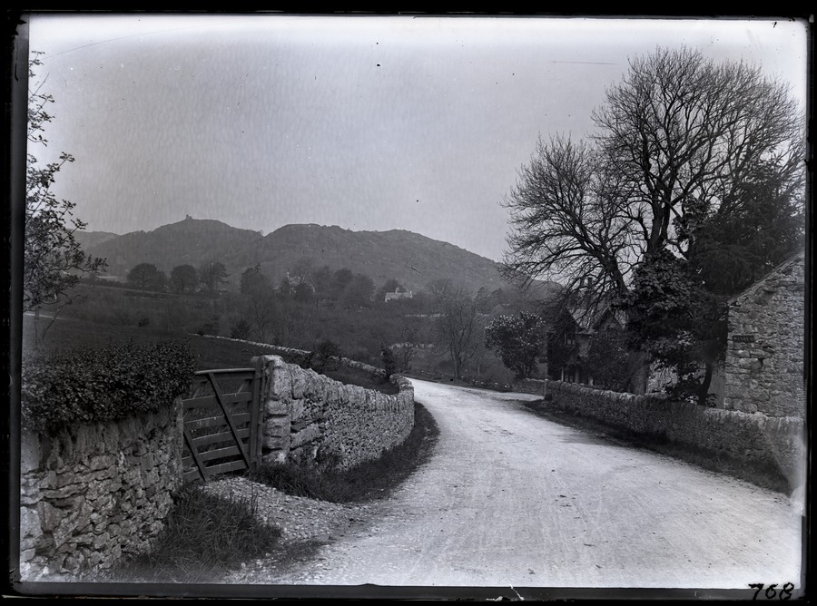 Lindale Road, from near cottage 