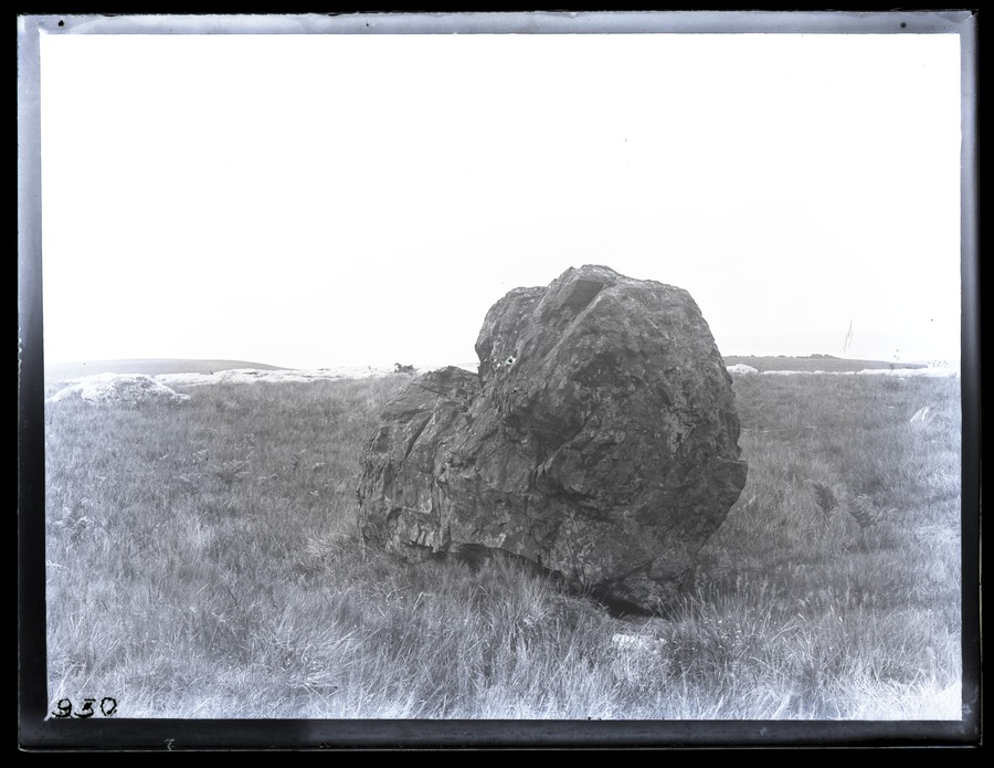 Grange, Hampsfell, Erractic boulder 