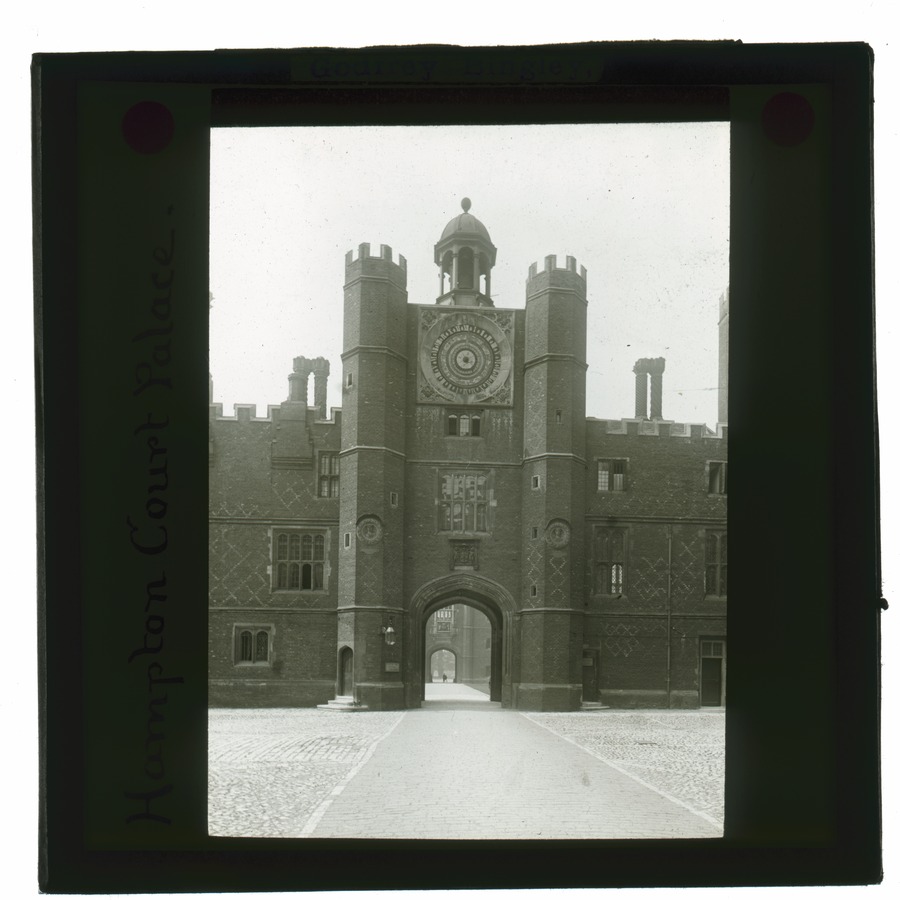 Hampton Court Palace Â© University of Leeds