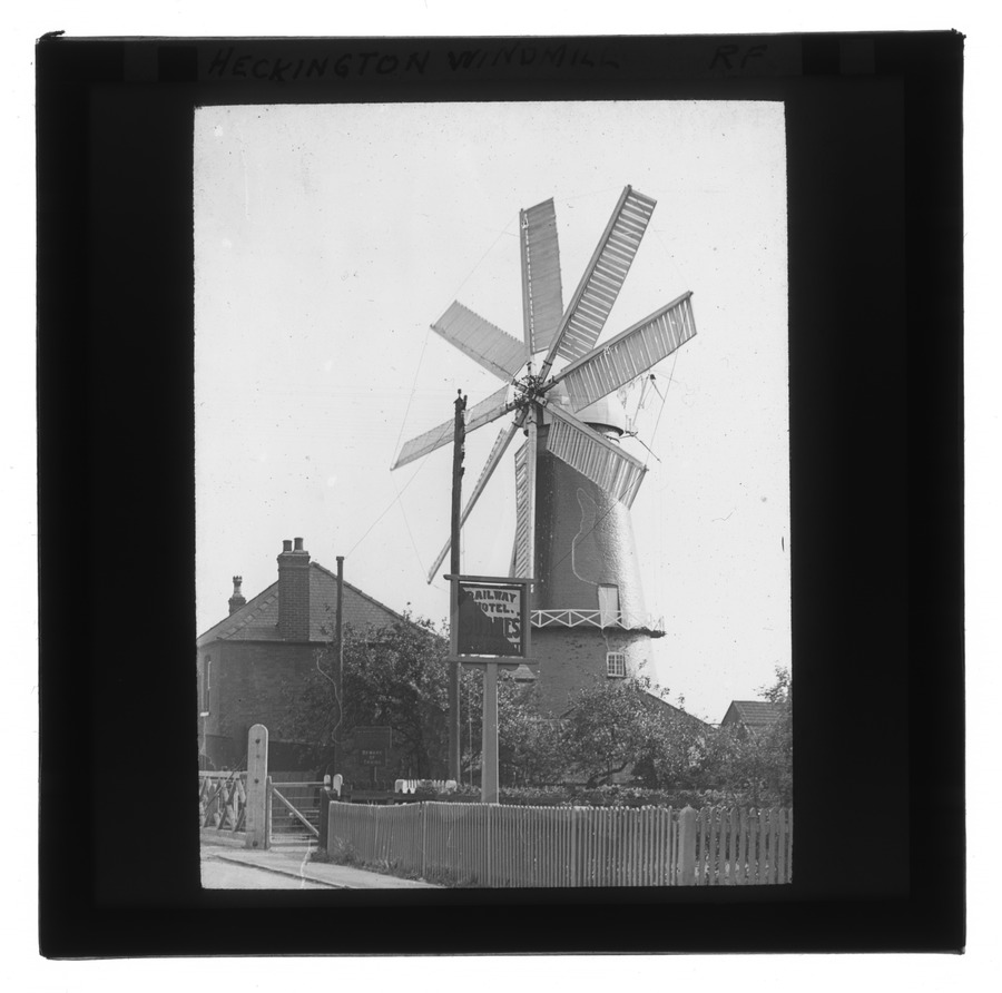 Heckington windmill and sails Â© University of Leeds
