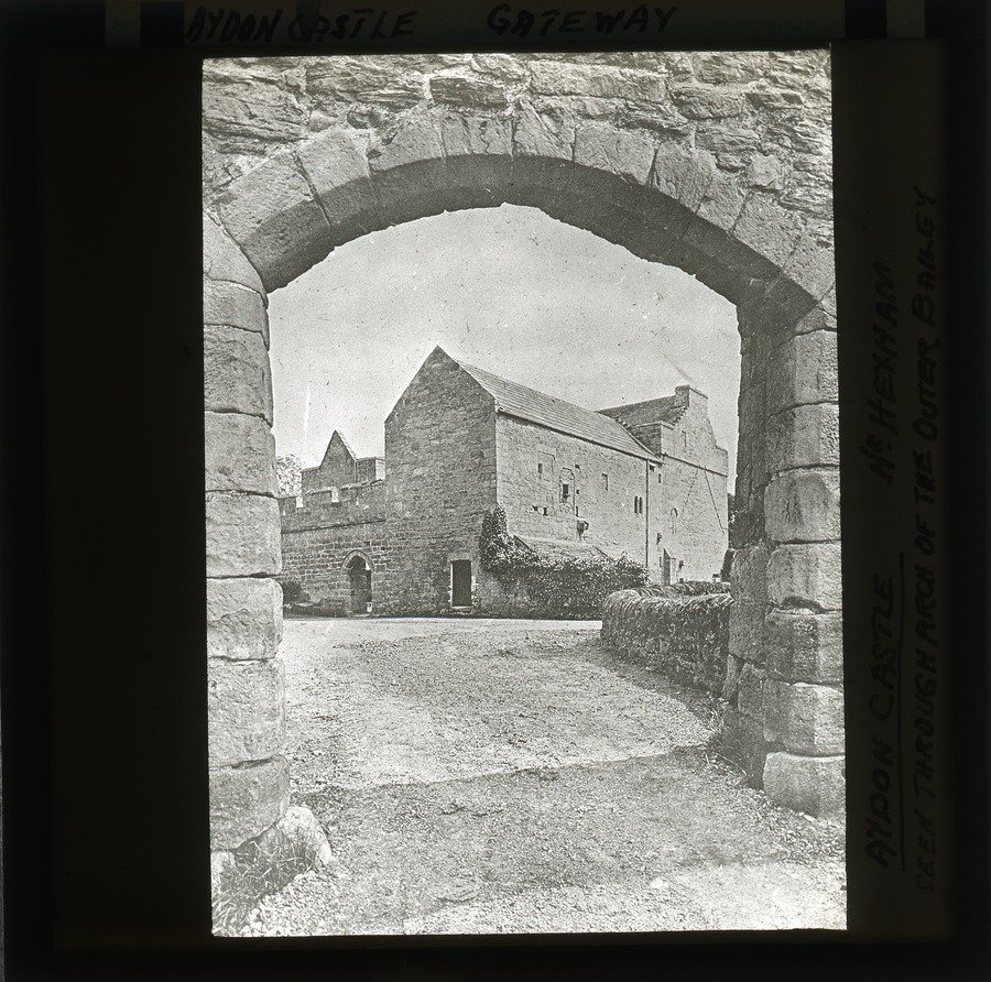 Aydon Castle, entrance arch Â© University of Leeds