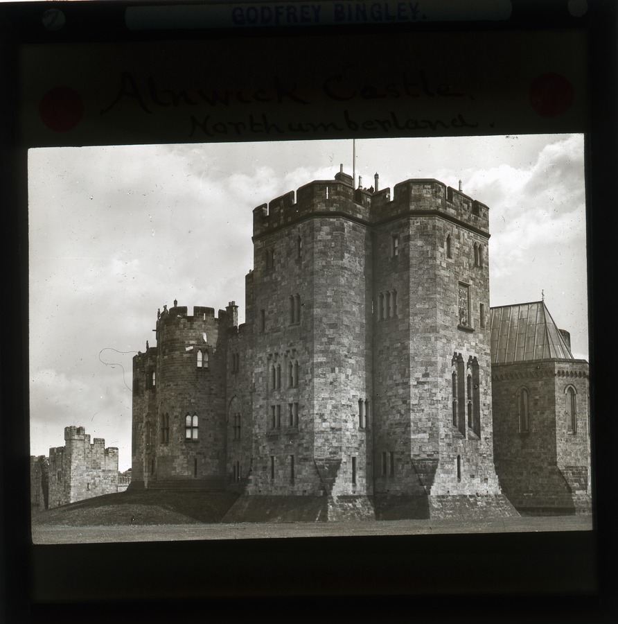 Alnwick Castle, Northumberland Â© University of Leeds
